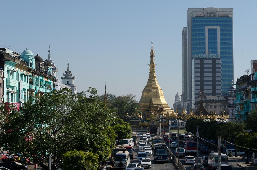 Yangon zu Fuß entdecken