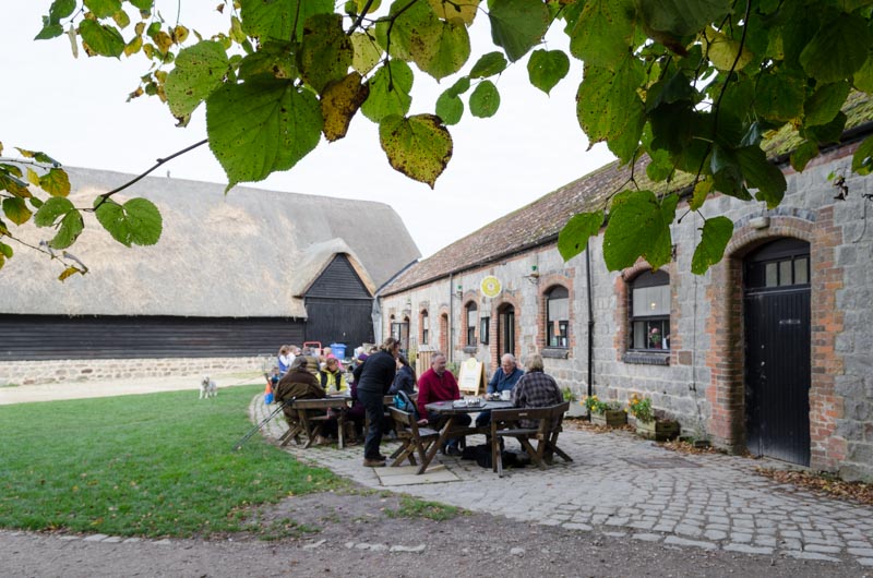 Einkehren im Old Farmyard und Barn Museum in Avebury