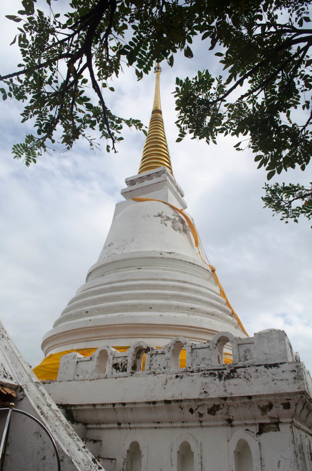 Ceylonische Stupa auf dem Statberg von Songkhla in Tahiland